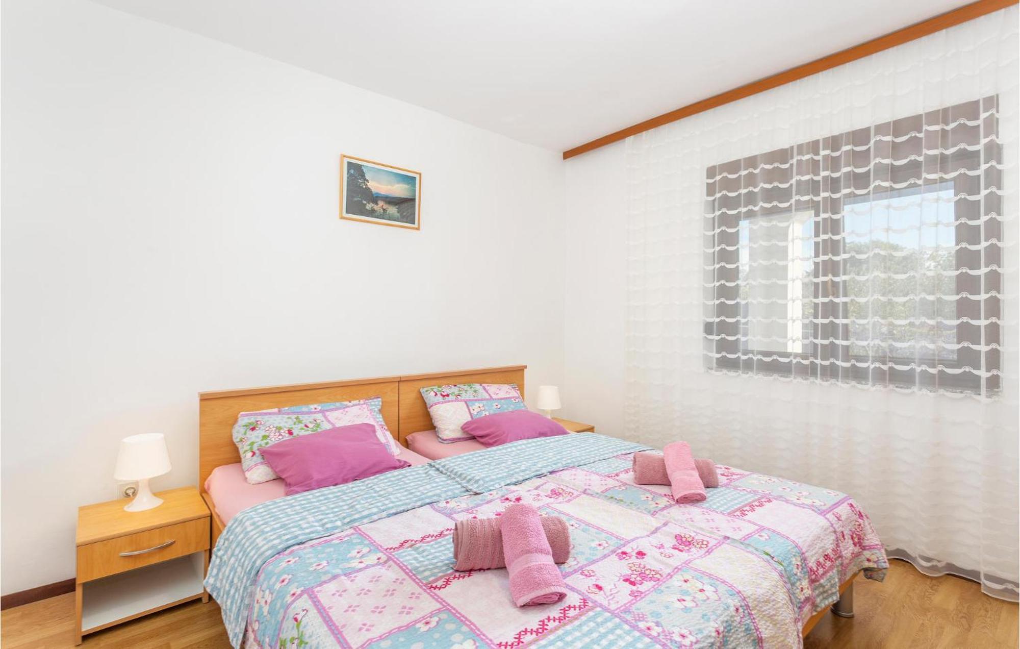 Gorgeous Apartment In Pinezici With Kitchen Экстерьер фото